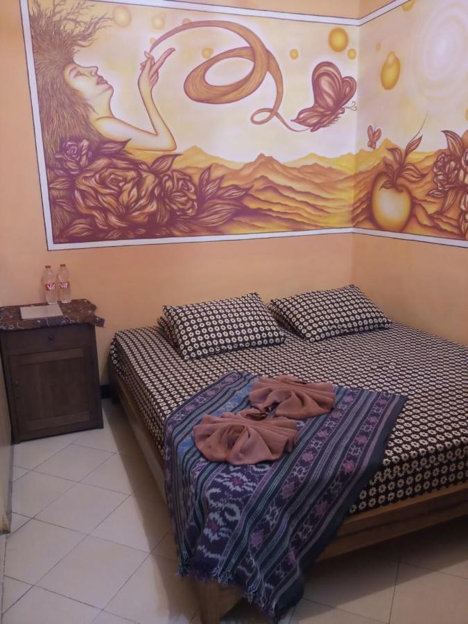 Losmen Setia Kawan Jogjakarta Buitenkant foto